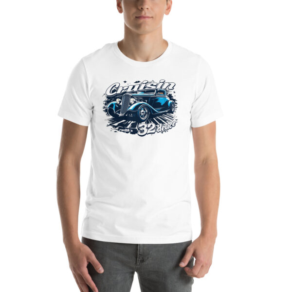 Classic T-Shirt | Vintage Car Apparel for Enthusiasts | 32 Crusin